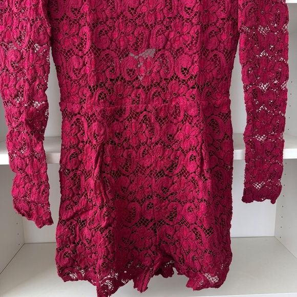 FREE PEOPLE x NIGHTCAP Red Dixie Lace Playsuit - Picture 4 of 7